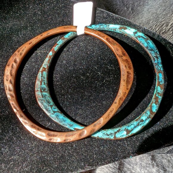 Two hammered  Copper bangles #42 - Picture 1 of 2